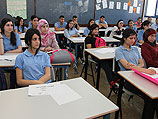 Палестинские школы в Иерусалиме переходят на израильскую программу обучения