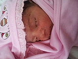 В Иерусалиме на пороге дома была найдена новорожденная девочка