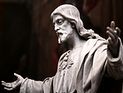 Обнаженный мужчина на статуе Христа - работа польского художника возмутила церковь