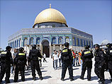 На Храмовой горе арабы бросали петарды в полицейских