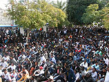 "Маарив": африканские нелегалы прекратили акции протеста до похорон Шарона