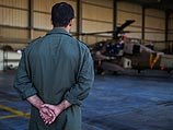 14 пилотов ВВС наказаны за использование смартфонов для копирования документов и карт