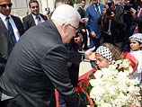 Махмуд Аббас встречается с потомками палестинских беженцев в Бейруте