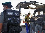 КПП "Хавара": задержаны двое арабов с шестью взрывными устройствами