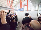 Сотрудник администрации пекинского аэропорта рассказывает об исчезновении самолета. 08.03.2014