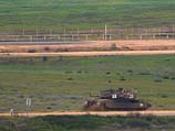 Израильский танк около границы с сектором Газы