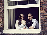 По требованию британцев СМИ опубликовали семейный портрет герцогов Кембриджских