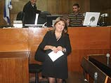 Шула Закен в суде