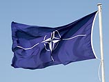 NATO приостановило военное и гражданское сотрудничество с Россией