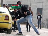 Палестинские арабы атаковали солдат ЦАХАЛа возле Рамаллы