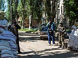 Пророссийские боевики в Славянске, 6 мая 2014 г.