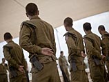 Тысячи военнослужащих ЦАХАЛа встали на защиту солдата, направившего автомат на араба