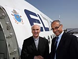 На самолет "Эль-Аля", который доставит Папу Римского в Израиль, нанесен герб Ватикана