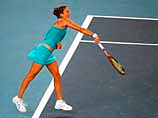 Теннис: Шахар Пеэр проиграла в первом круге Roland Garros