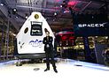 SpaceX представила пилотируемый космический корабль Dragon V2