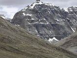 В Непале погибли два российских альпиниста