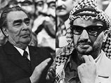 Генсек КПСС Леонид Брежнев и председатель ООП Ясир Арафат в середине 70-х