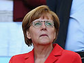 Украинцы стыдят Ангелу Меркель: "Спасибо, госпожа Риббентроп" 