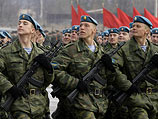 Российские военные на параде в Москве