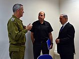 Начальник генштаба Бени Ганц, министр обороны Моше Яалон и премьер-министр Биньямин Нетаниягу
