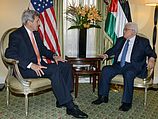 Госсекретарь США Джон Керри и председатель ПНА Махмуд Аббас