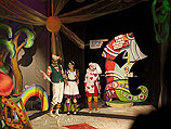 Детские спектакли к празднику Суккот: "Алиса в стране чудес"