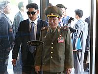 Заместитель председателя Государственного комитета обороны КНДР Хван Пен Со. Ичхон, 04.10.2014