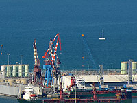 Служащие порта Хайфы проводят однодневную забастовку