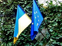 Евросоюз отложил создание зоны свободной торговли с Украиной на год