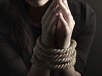Кувейтский богослов: похищенных ИГ женщин продают в израильское рабство