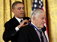 Бен Брэдли на вручении Президентской медали свободы. Вашингтон, ноябрь 2013 года. 