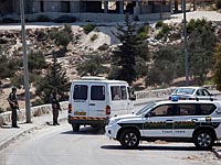 На КПП в Гуш-Эционе арабский водитель сбил охранника