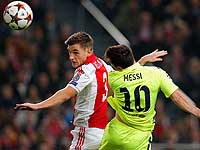 Месси обогнал Криштиану Роналду и настиг Рауля. "Барселона" победила в Амстердаме