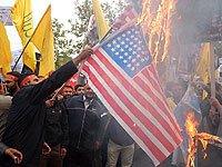 Демонстрация в день 34-й годовщины захвата посольства США. Тегеран, 4 ноября 2013 года