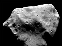 Впервые в истории человечества космический аппарат сел на комету