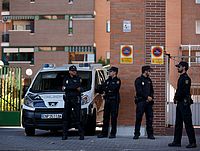 Испанские полицейские (иллюстрация)
