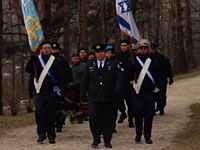 В Румбуле состоялась церемония памяти жертв Холокоста в Латвии, впервые прошедшая 50 лет назад