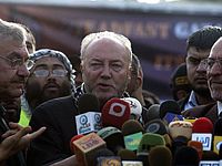 Иранский оппозиционер: избиение могло избавить Гэллоуэя от любви к тиранам
