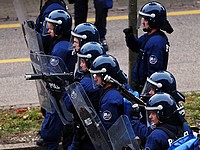 В массовых беспорядках в Цюрихе пострадали 7 полицейских