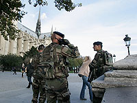 В праздничный период за порядком в городах Франции будут следить военные
