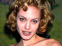 Анджелина Джоли. Февраль 1999 года