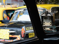 В Дели в связи с изнасилованием запретили все незарегистрированные таксомоторные компании   