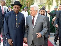 Президент Нигерии Гудлак Джонатан и председатель ПНА Махмуд Аббас