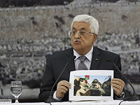 Махмуд Аббас во время заседания администрации вечером 10 декабря в Рамалле