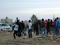 Бедуинская молодежь во время акции протеста (архив)