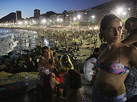 Ночные купания на пляже Копакабана: небывалая жара в Рио
