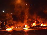 Возобновились беспорядки в Рахате: город затянул дым от горящих покрышек