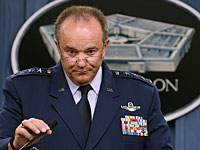 Генерал армии США Филипп Бридлав, главнокомандующий Объединенными силами NATO в Европе