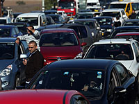 Пробки на шоссе &#8470;4 из-за демонстрации харедим