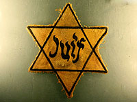 В 16-м округе Парижа на 20 автомобилях оставлена надпись "еврей"